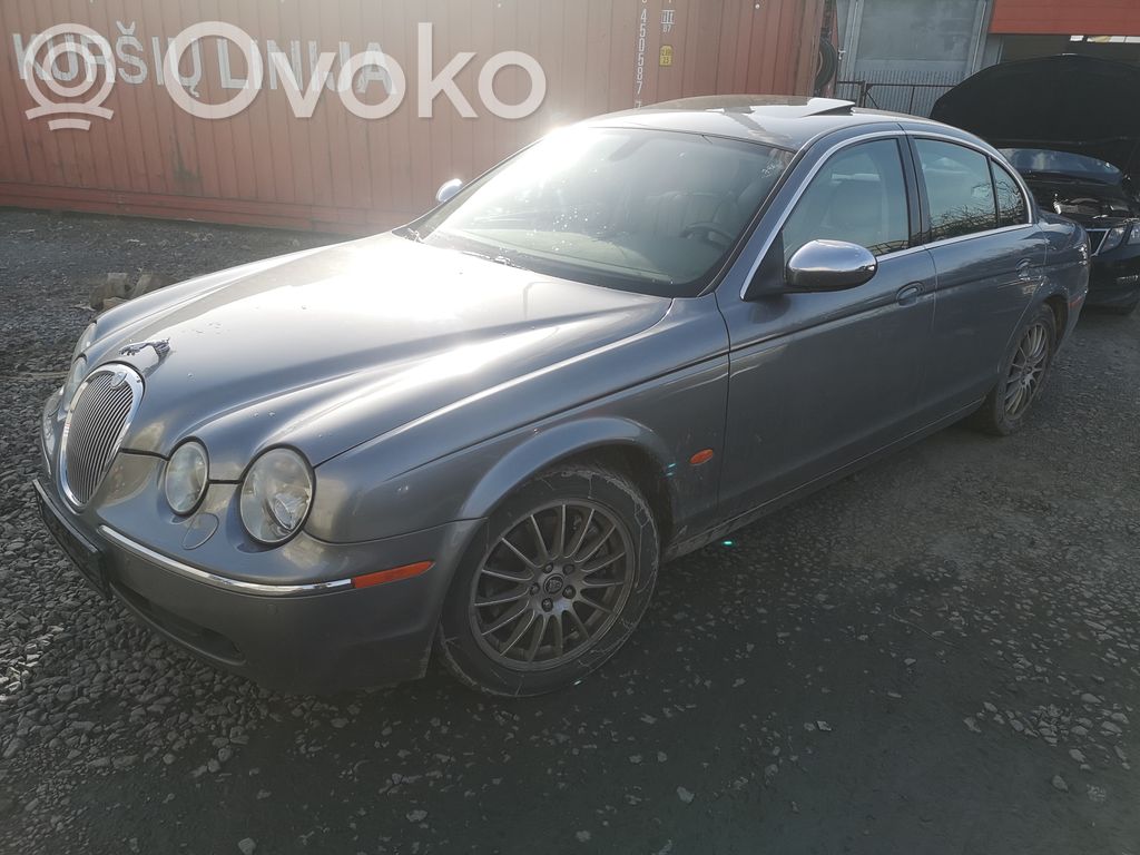 S-Type S-Type  4R8Q12A650EF