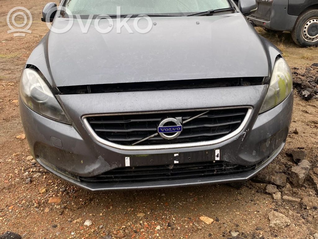 V40 S40, V40  128459601