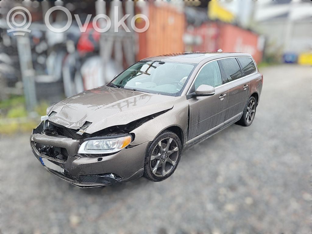 V70 S70, V70, V70 XC  39810153