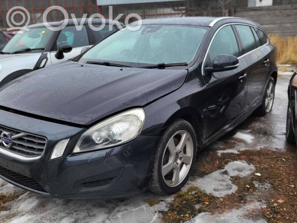 V60 V60, V60 Cross Country  7G9N3C187AA