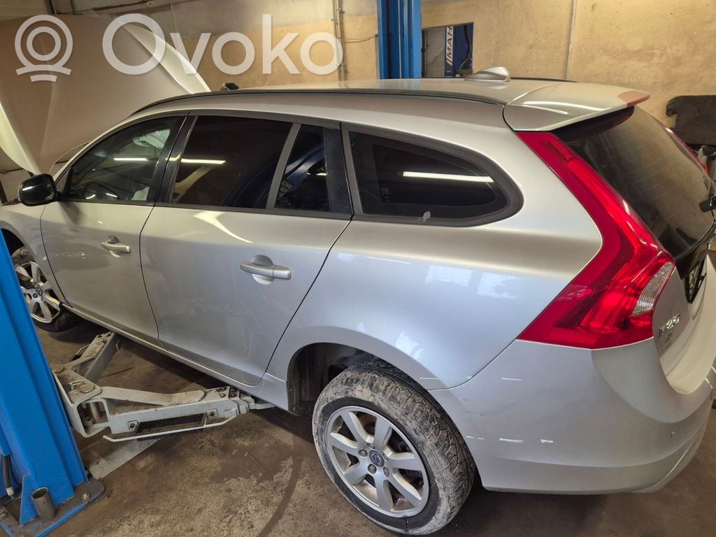 V60 V60, V60 Cross Country  9487151