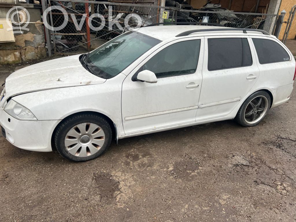 Octavia Mk2 (1Z) Octavia  VP4SSF18C815AF