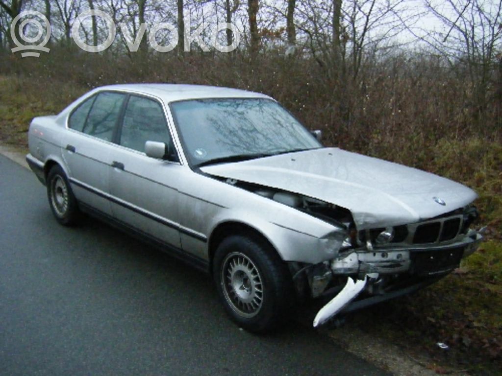 5 E34 Series 5  66218363092