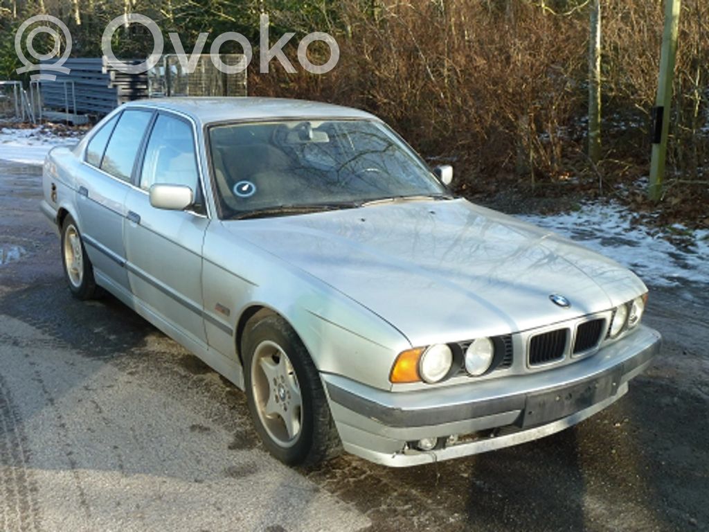 5 E34 Series 5  11001247610