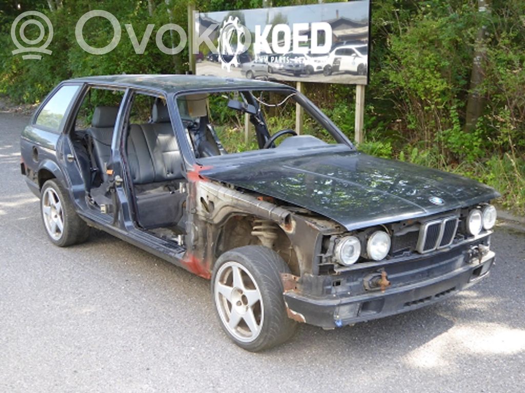 3 E30 Series 3  61311367340