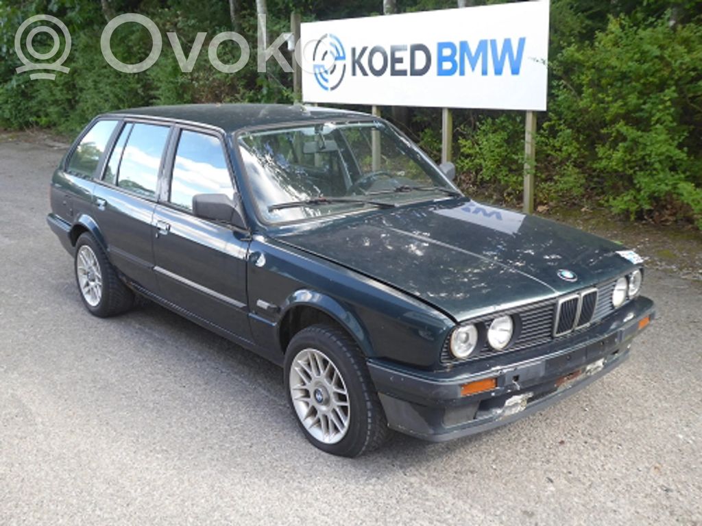 3 E30 Series 3  82919404260