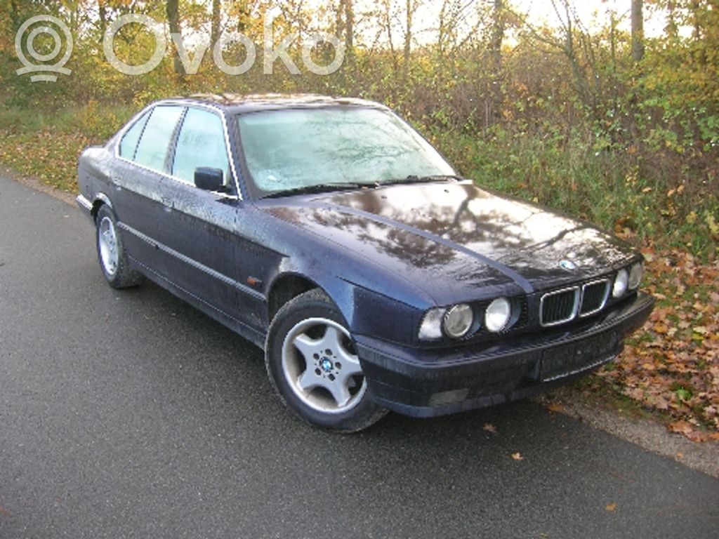 5 E34 Series 5  11521719040