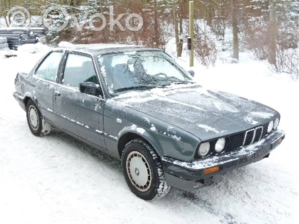 3 E30 Series 3  12141748204