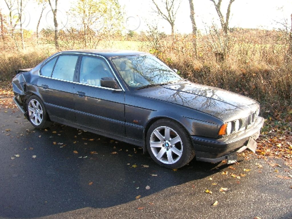 5 E34 Series 5  61351388614