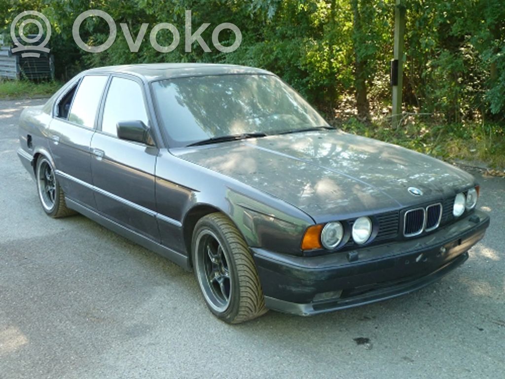 5 E34 Series 5  64121378083