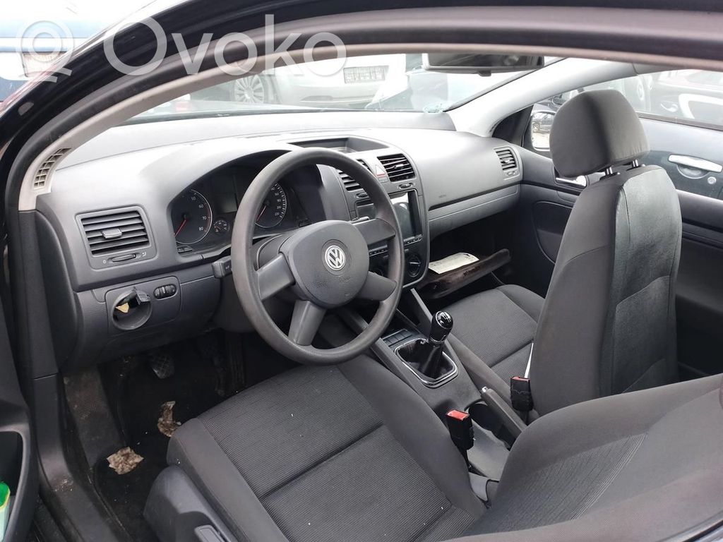 Golf V Golf  13420610