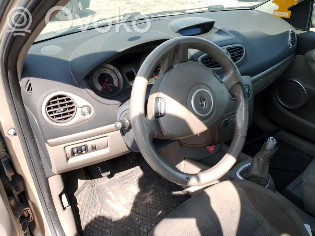 Clio III Clio  356231E