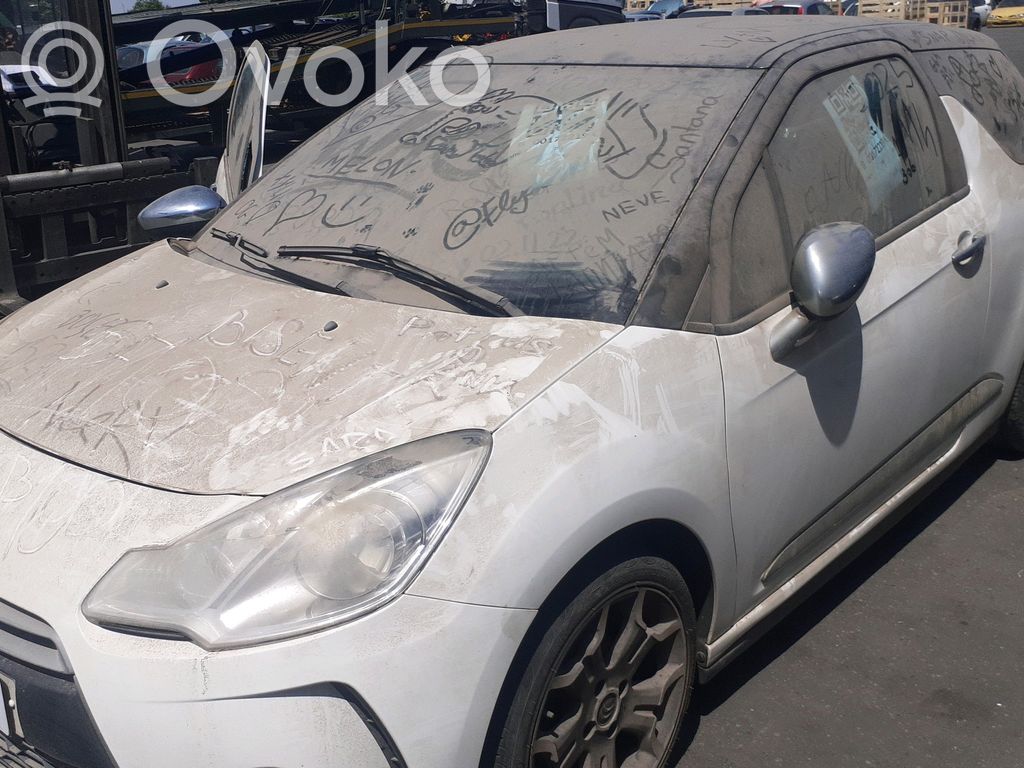 DS3 DS3  3520W8