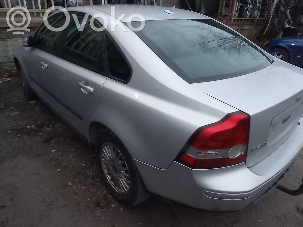 S40 S40, V40  3M517M121