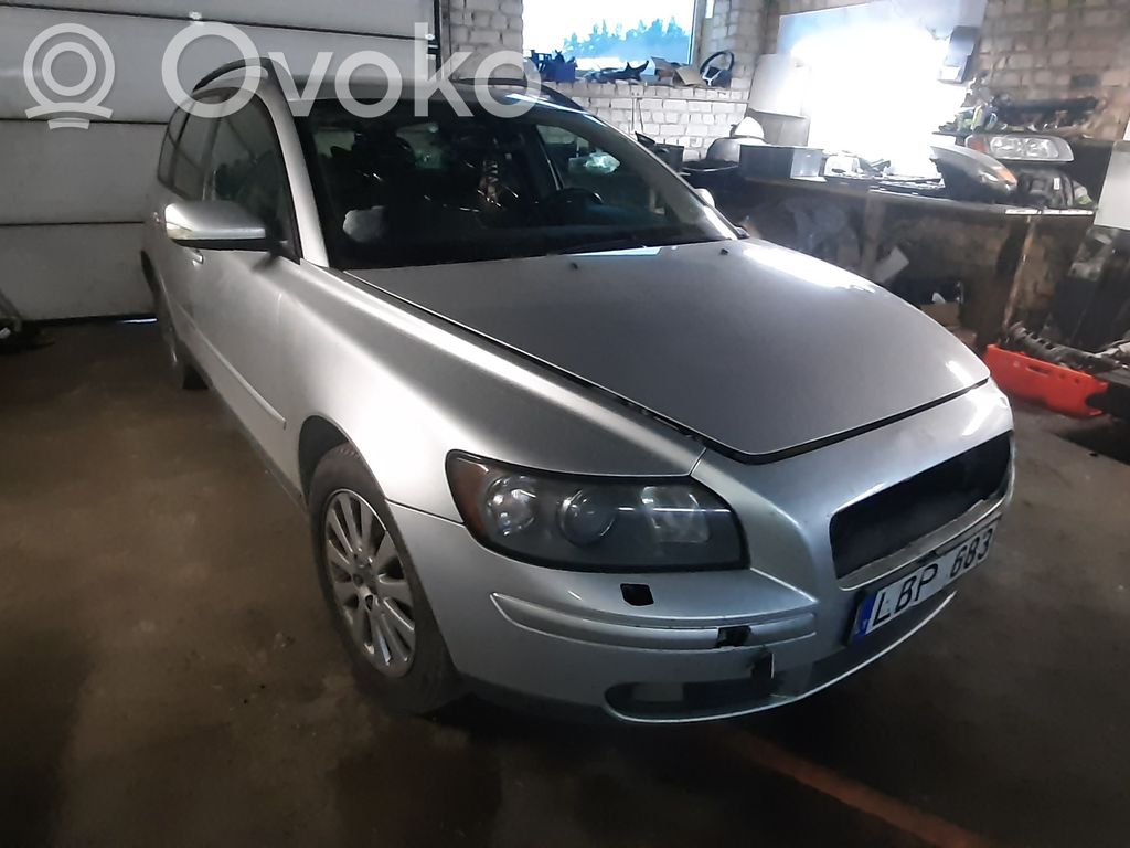 V50 V50  30672506