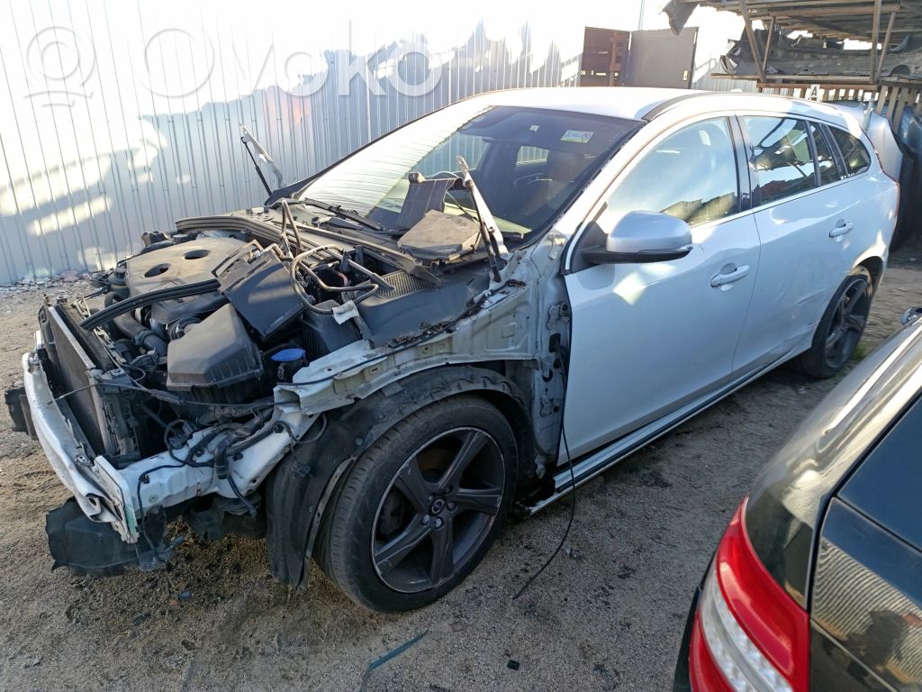 V60 V60, V60 Cross Country