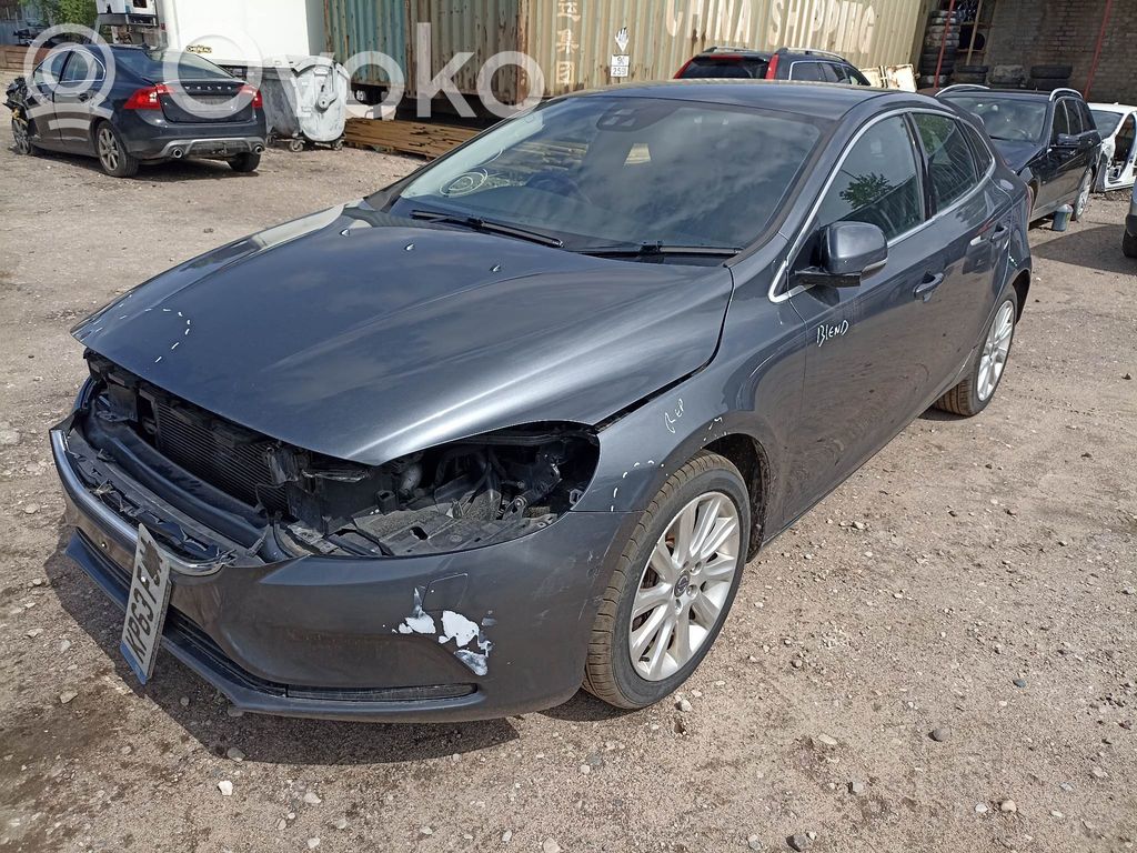 V40 S40, V40  31401077