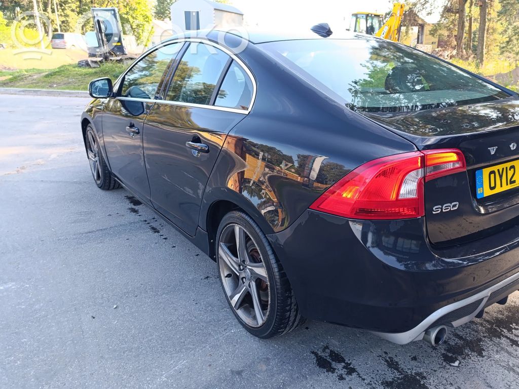 S60 S60  31340127