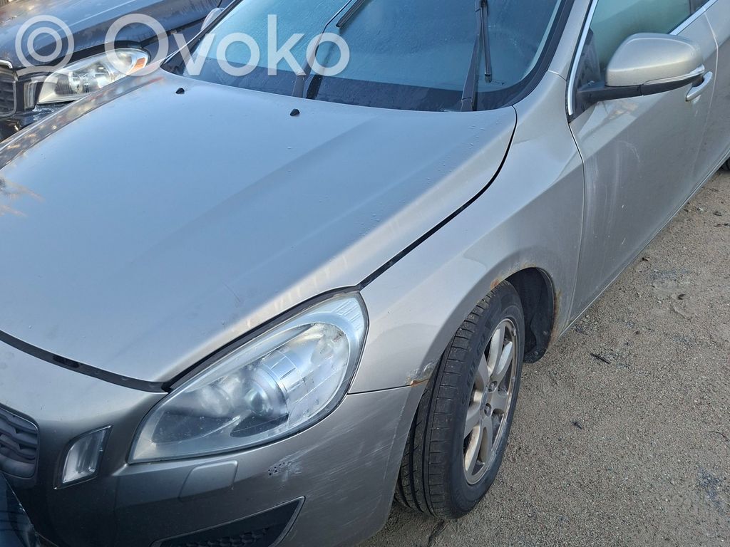 V60 V60, V60 Cross Country  30659131