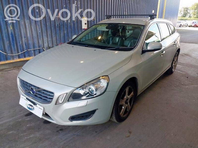 V60 V60, V60 Cross Country