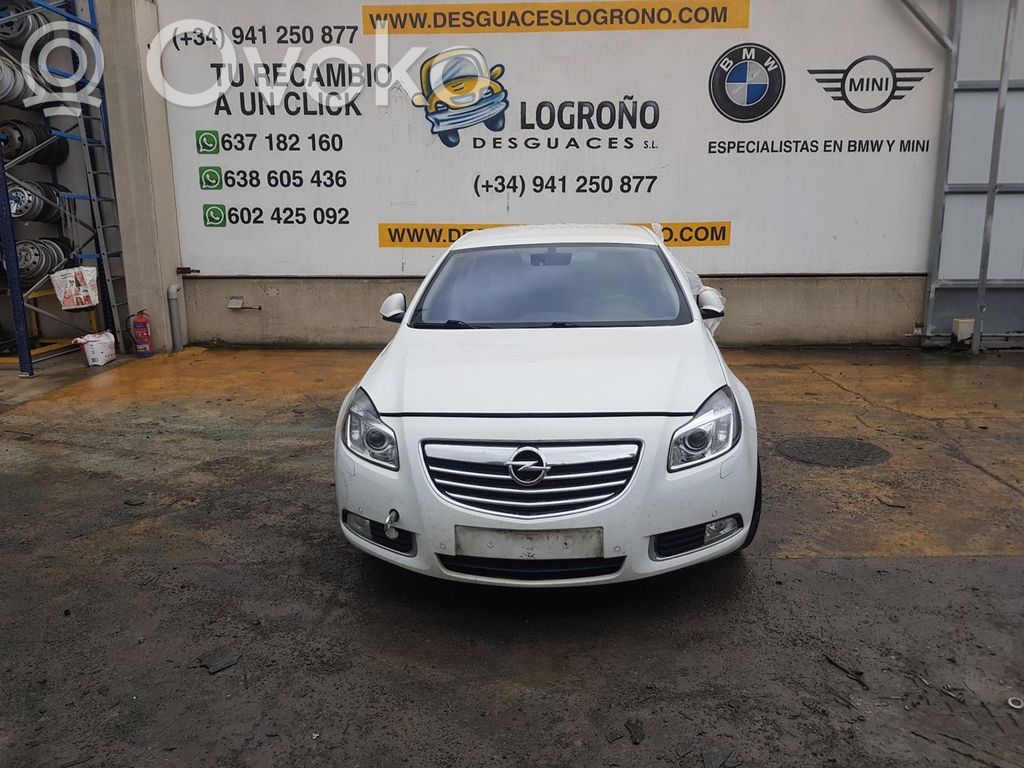Insignia A Insignia  13294094