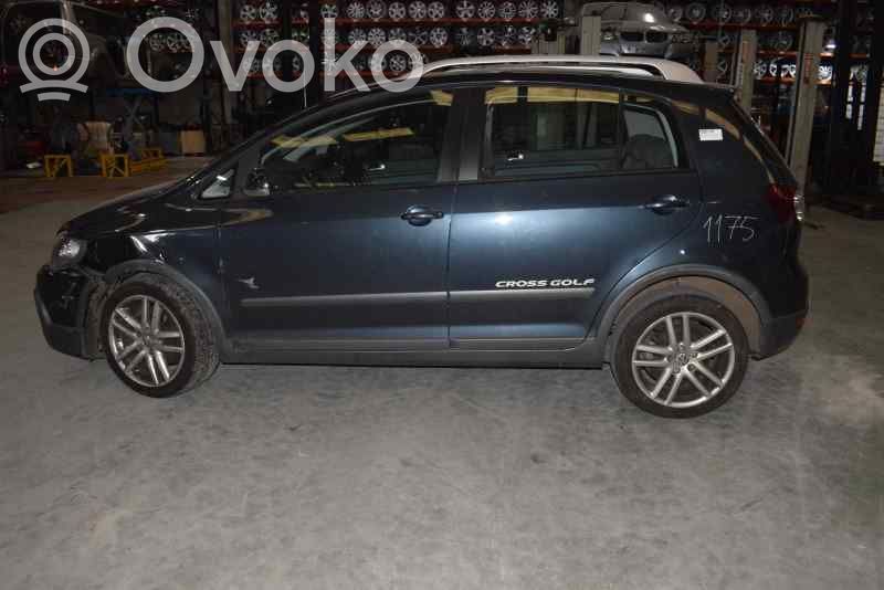 Golf Plus Golf  7L0839015D