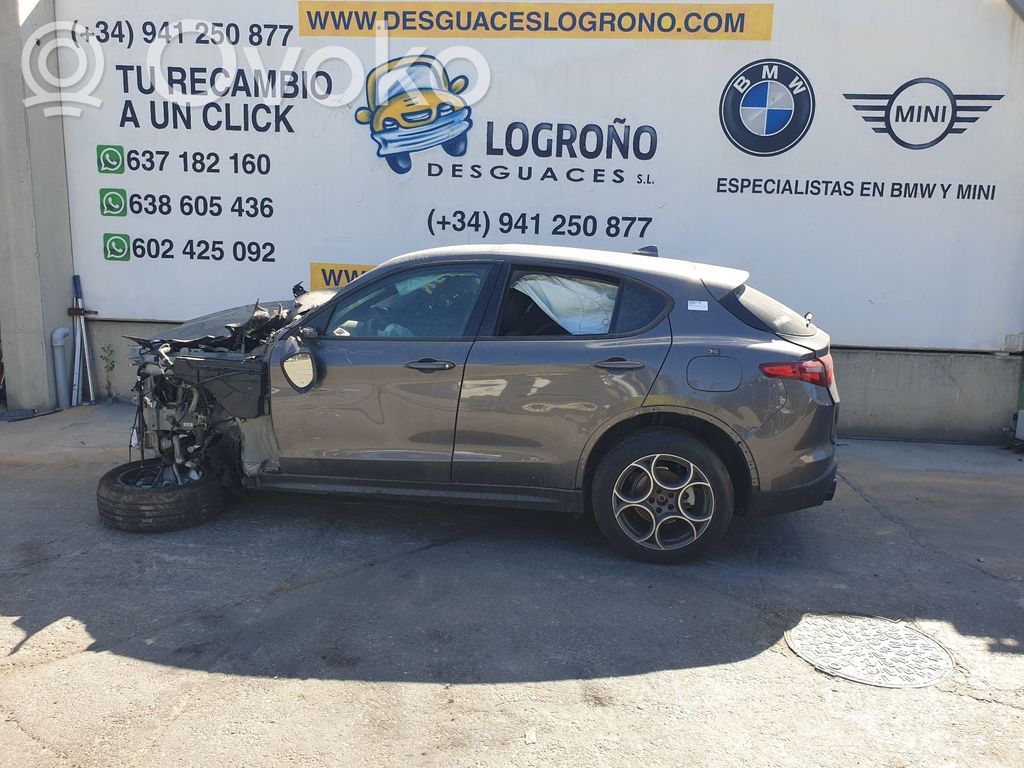 Stelvio Stelvio  50563997