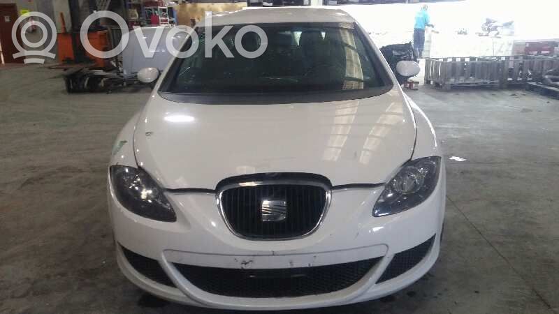 Leon (1P) Leon  1K0907530F