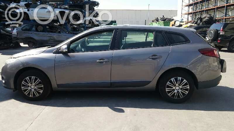 Megane III Megane  8200074008