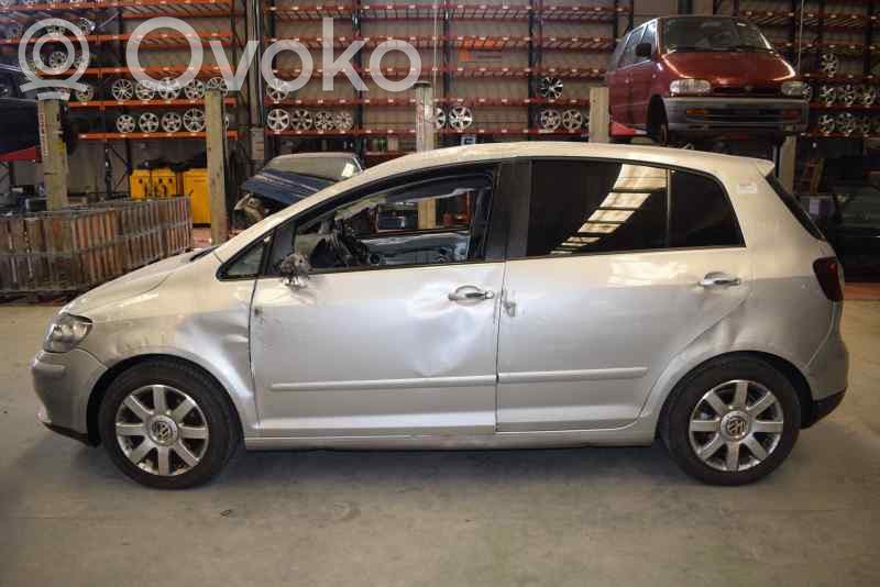 Golf Plus Golf  5M0880741A