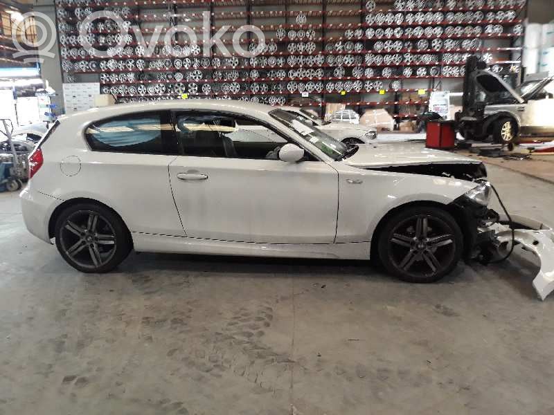 1 E81 E87 Series 1  51217207552