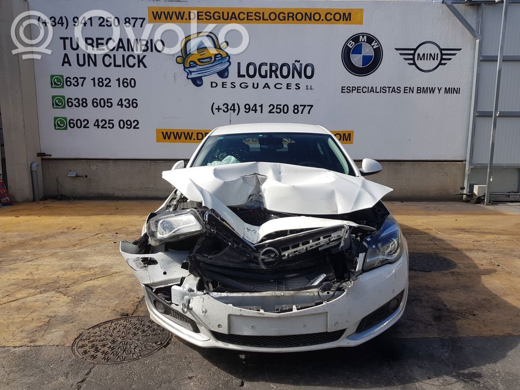 Insignia A Insignia  13279638
