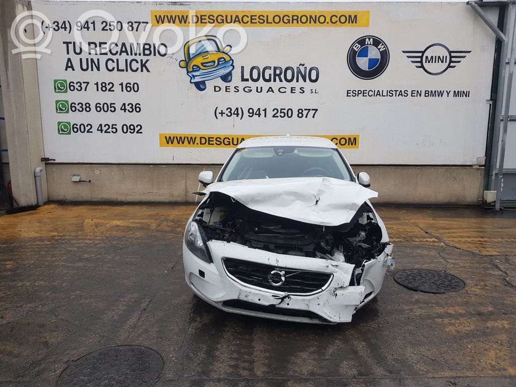 V40 Cross country V40 Cross Country  31378400