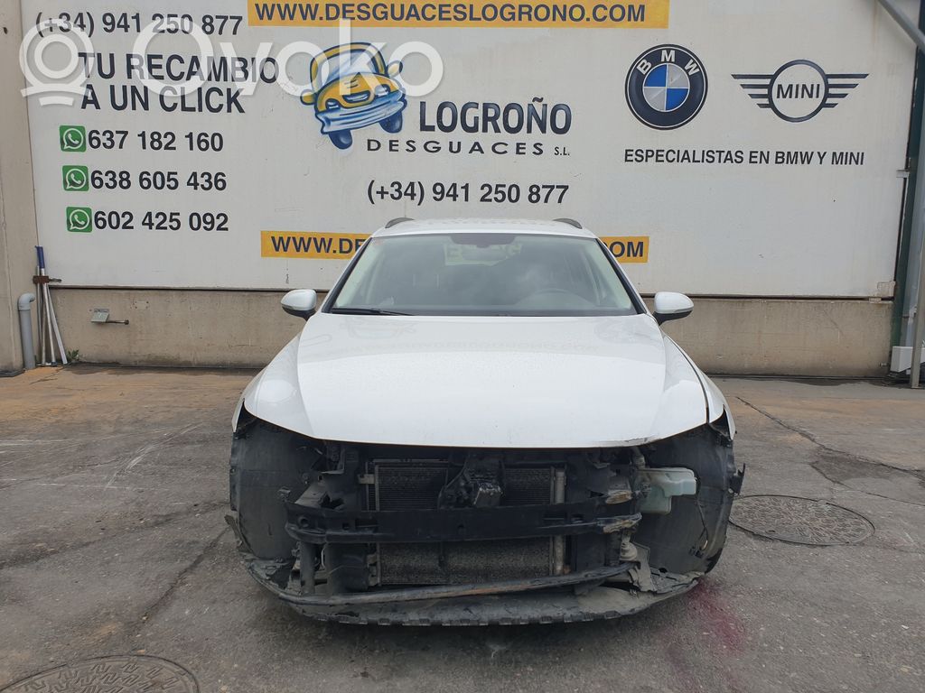 PASSAT B8 Passat  3G1857097N