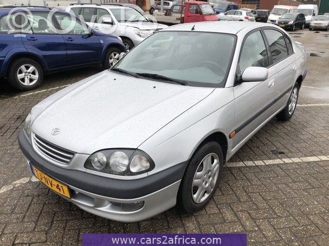 Avensis T220 Avensis  8122005040