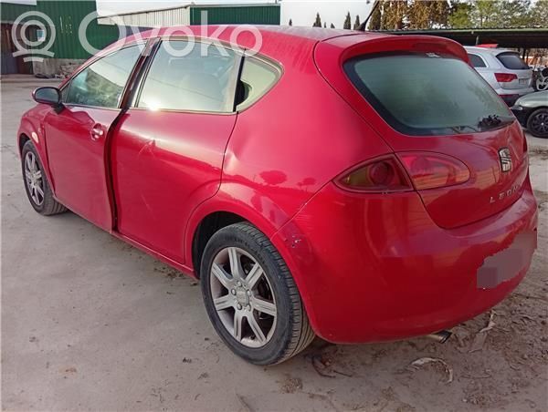 Leon (1P) Leon  1K0145803A