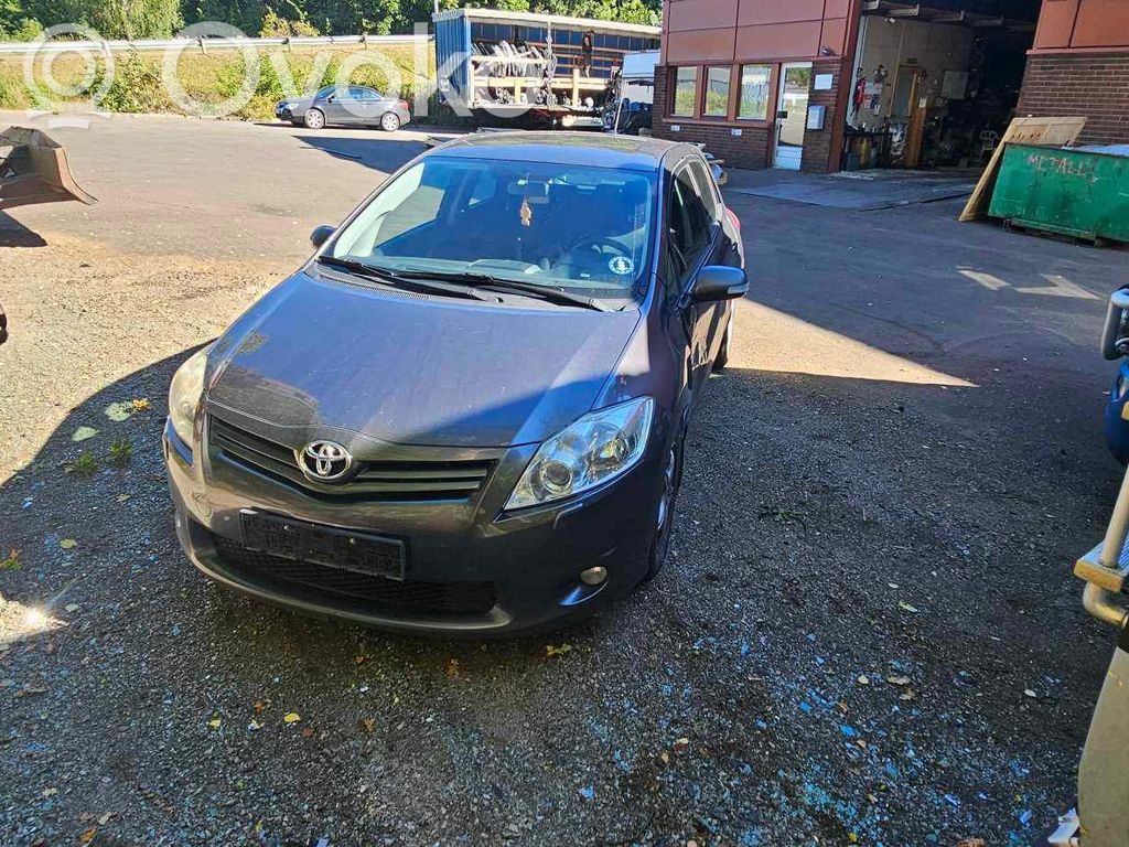 Auris 150 Auris  21GY18
