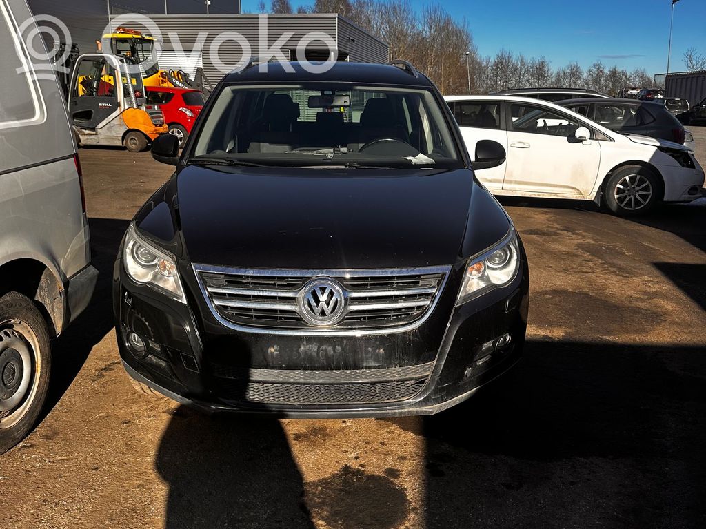 Tiguan Tiguan  JBG