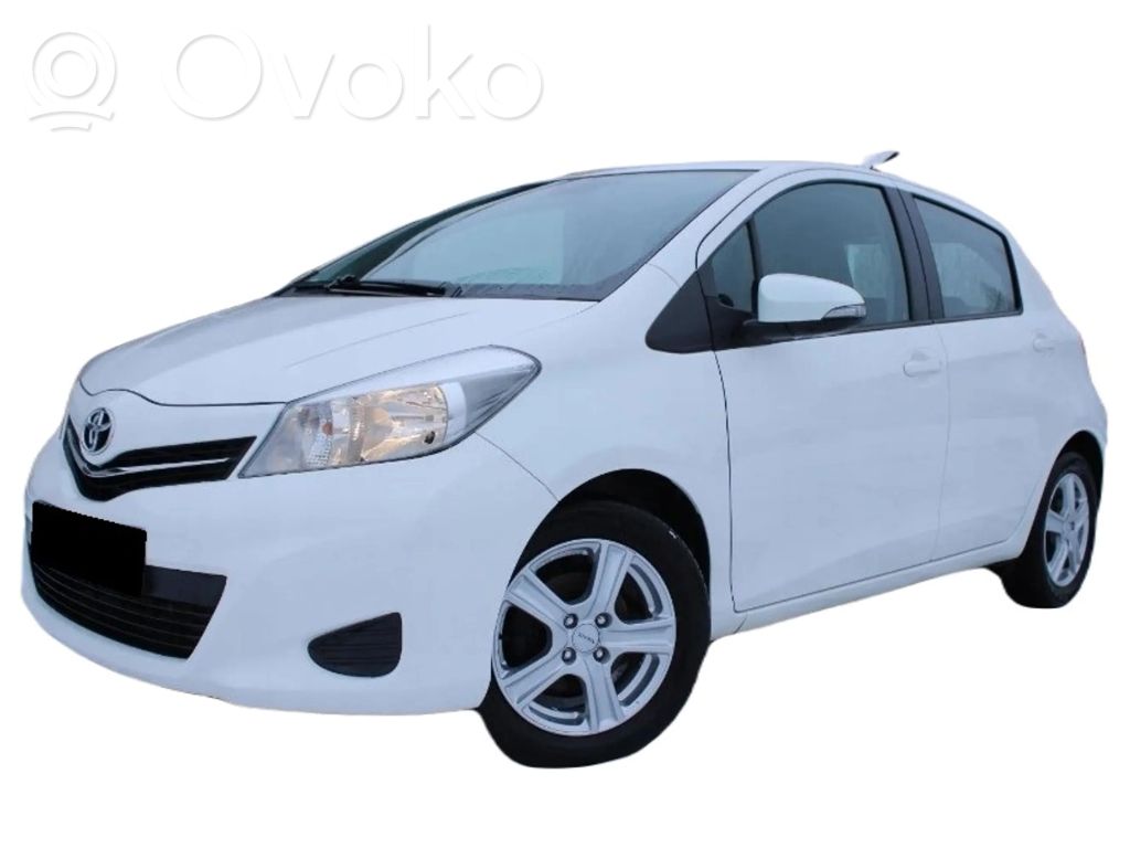 Yaris Yaris  838000DP50