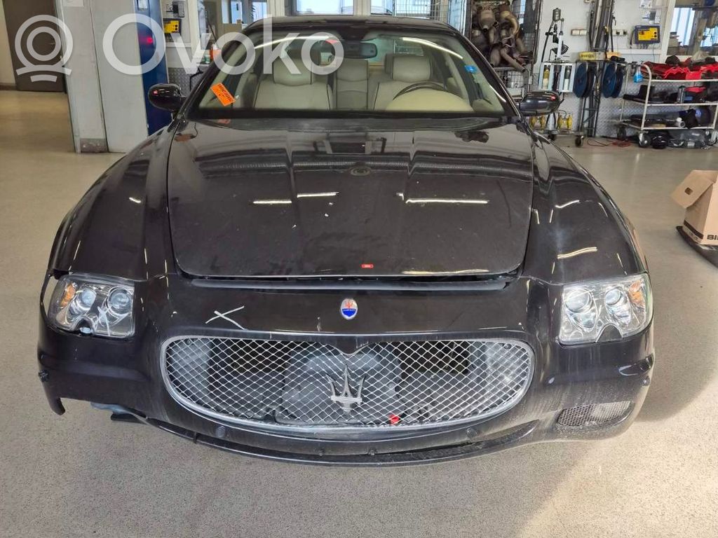 Quattroporte Quattroporte  33045978