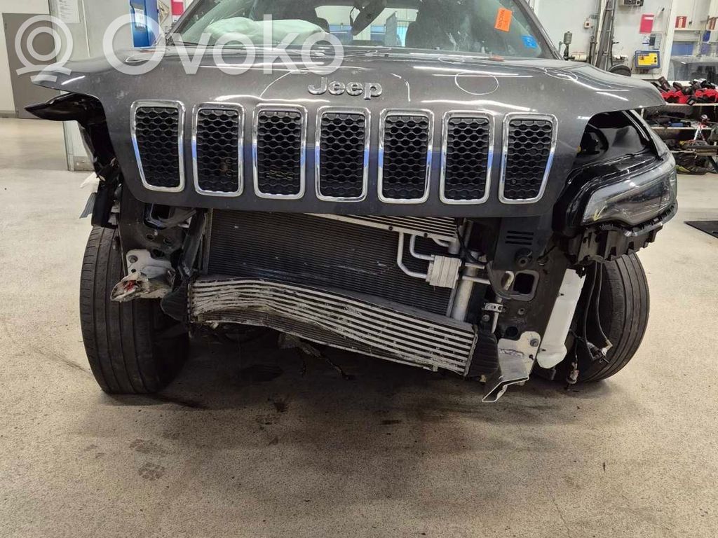Cherokee Cherokee  68233955AA