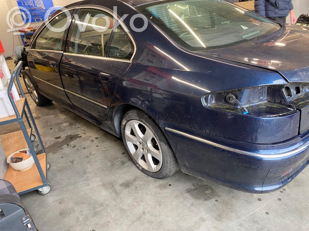 607 607  5WS40379AT