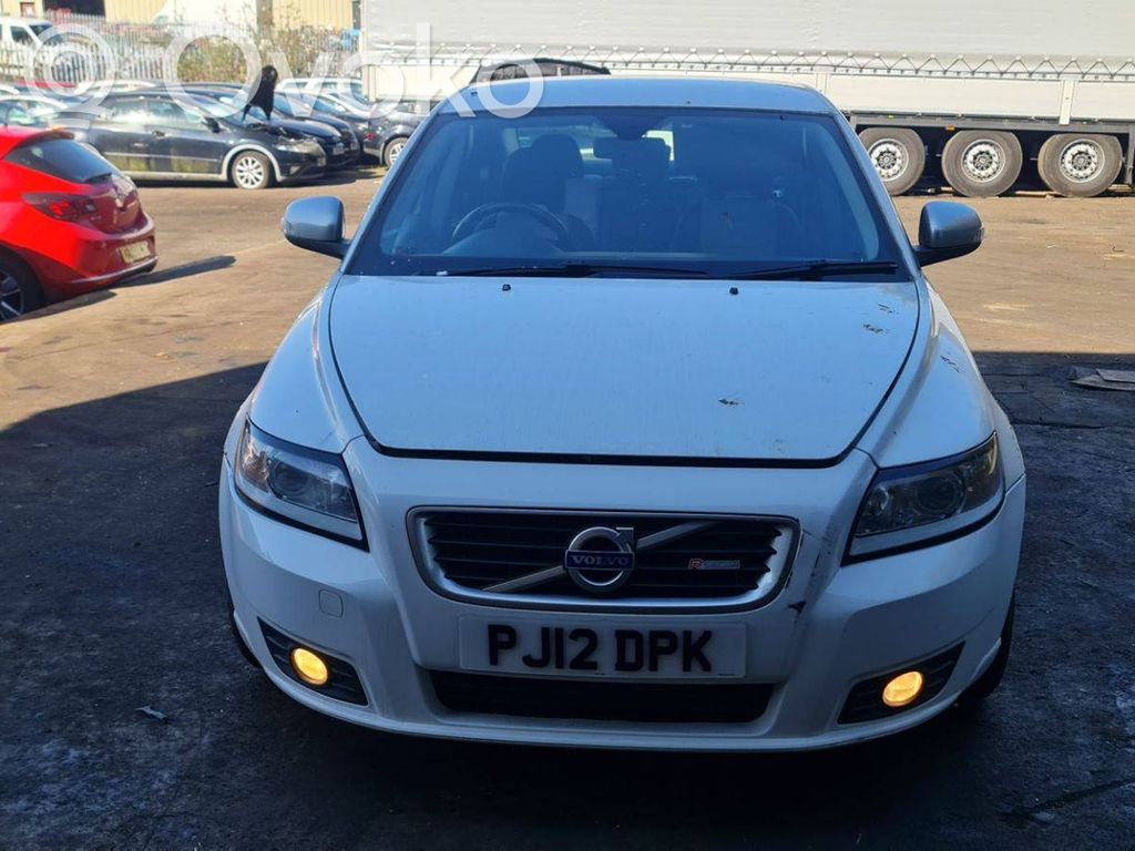 S40 S40, V40