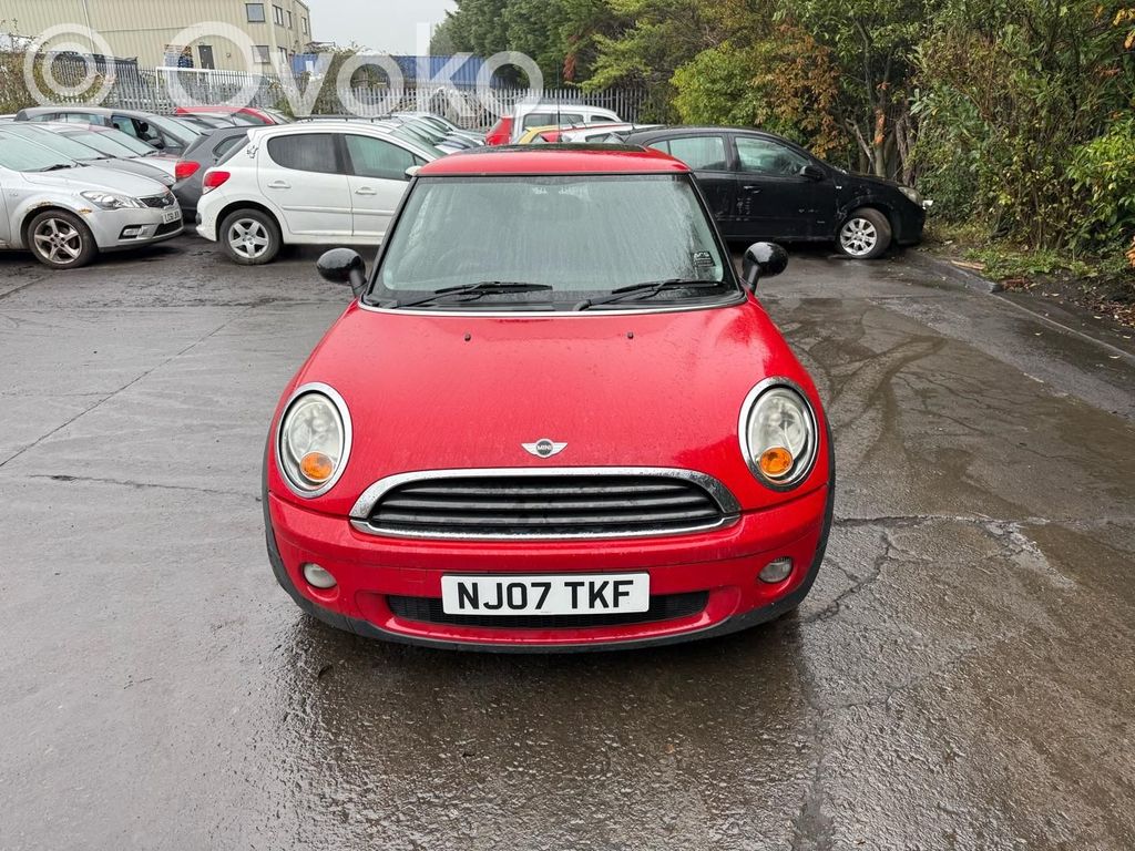 One - Cooper Coupe R56 One/Cooper Coupe R56