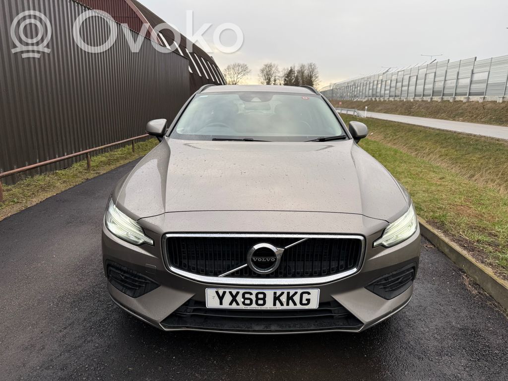 V60 V60, V60 Cross Country  18W293