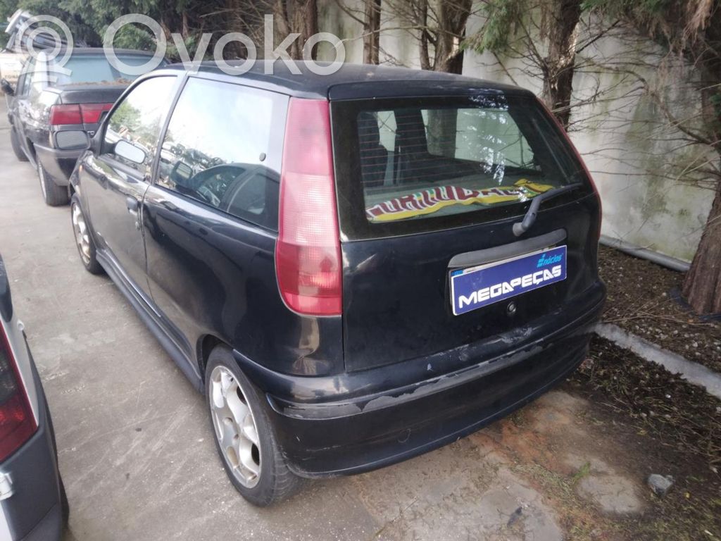 Punto (176) Punto