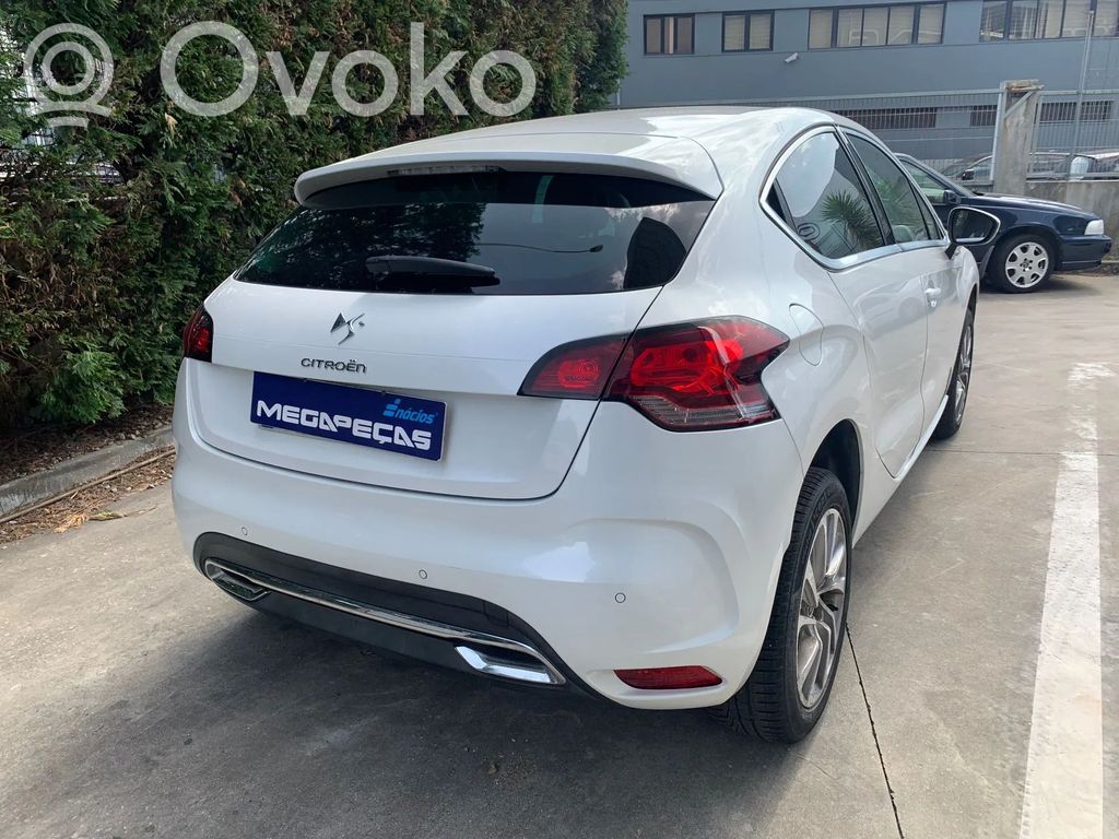 DS4 DS4