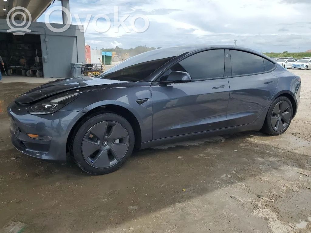 Model 3 Tesla Model 3  1960100