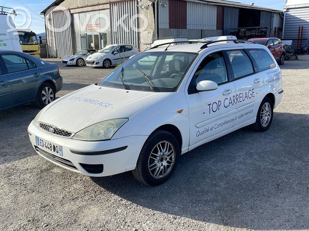 Focus Focus  1207973