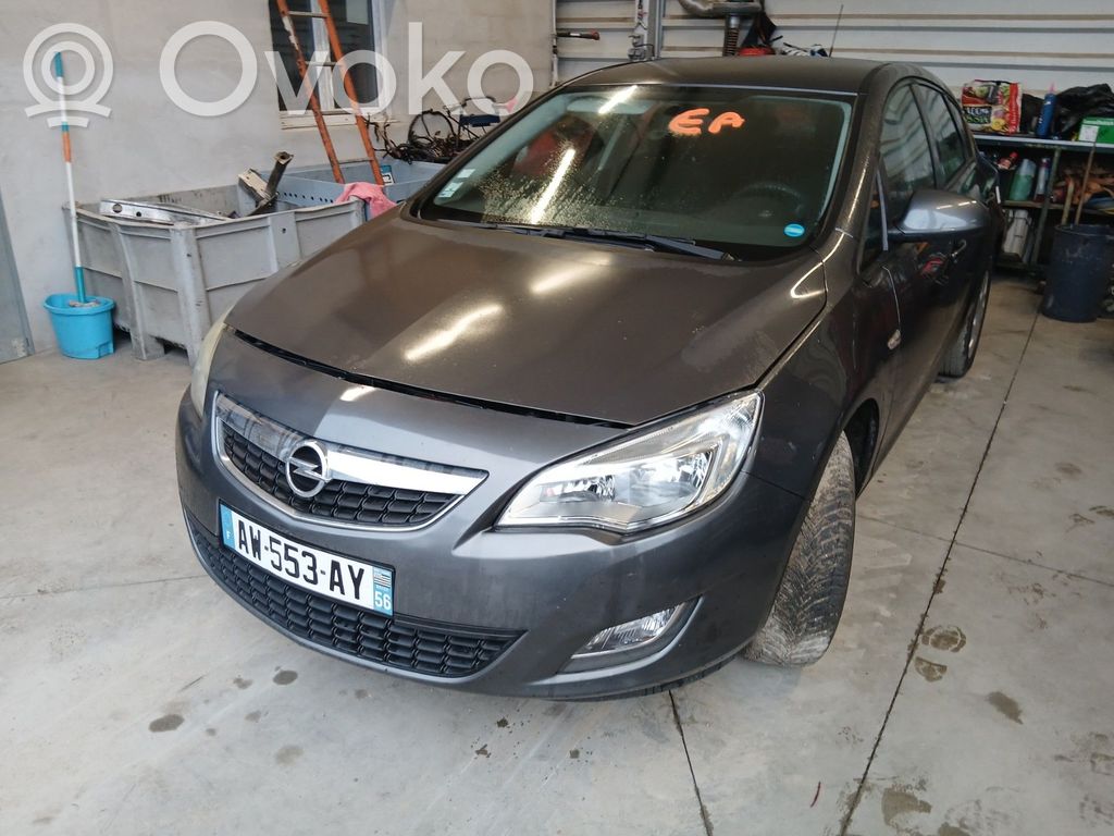Astra J Astra  39021702